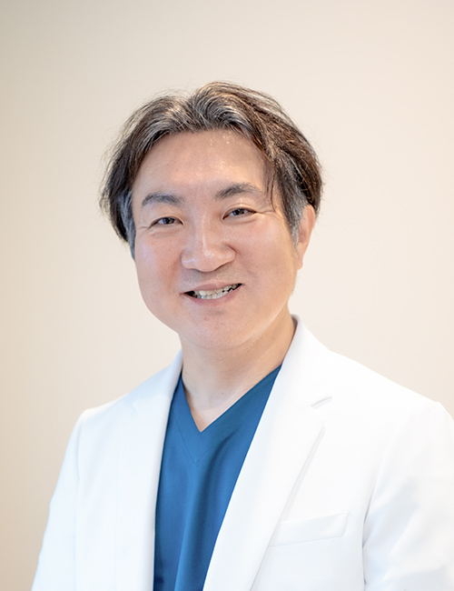 平山 泰樹院長